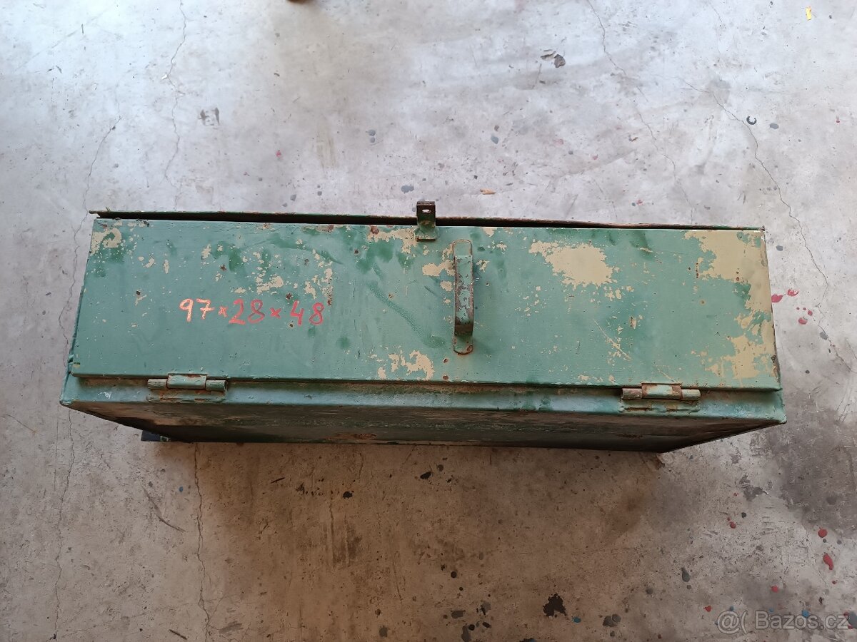 Kastlík, bedna na nářadí vlek, T174 - 6