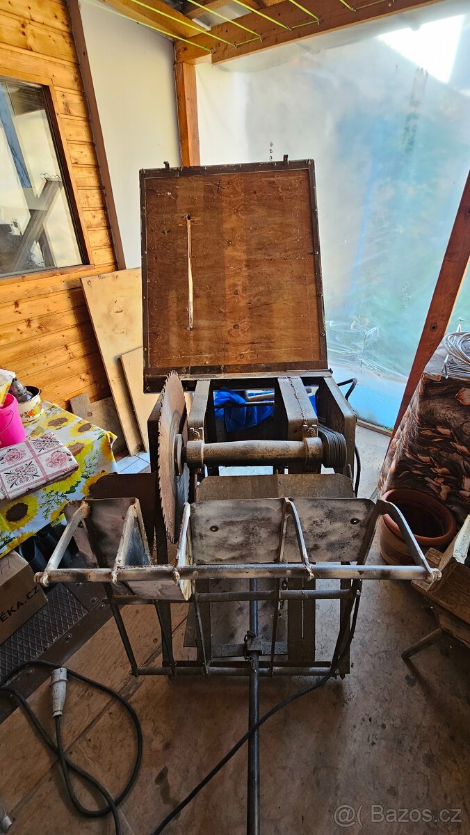 Cirkulárka s kolébkou. - 6