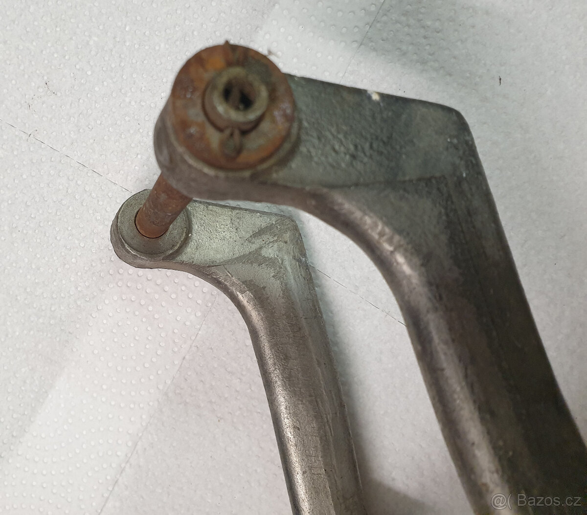 Hlavní stojan Jawetta - 6