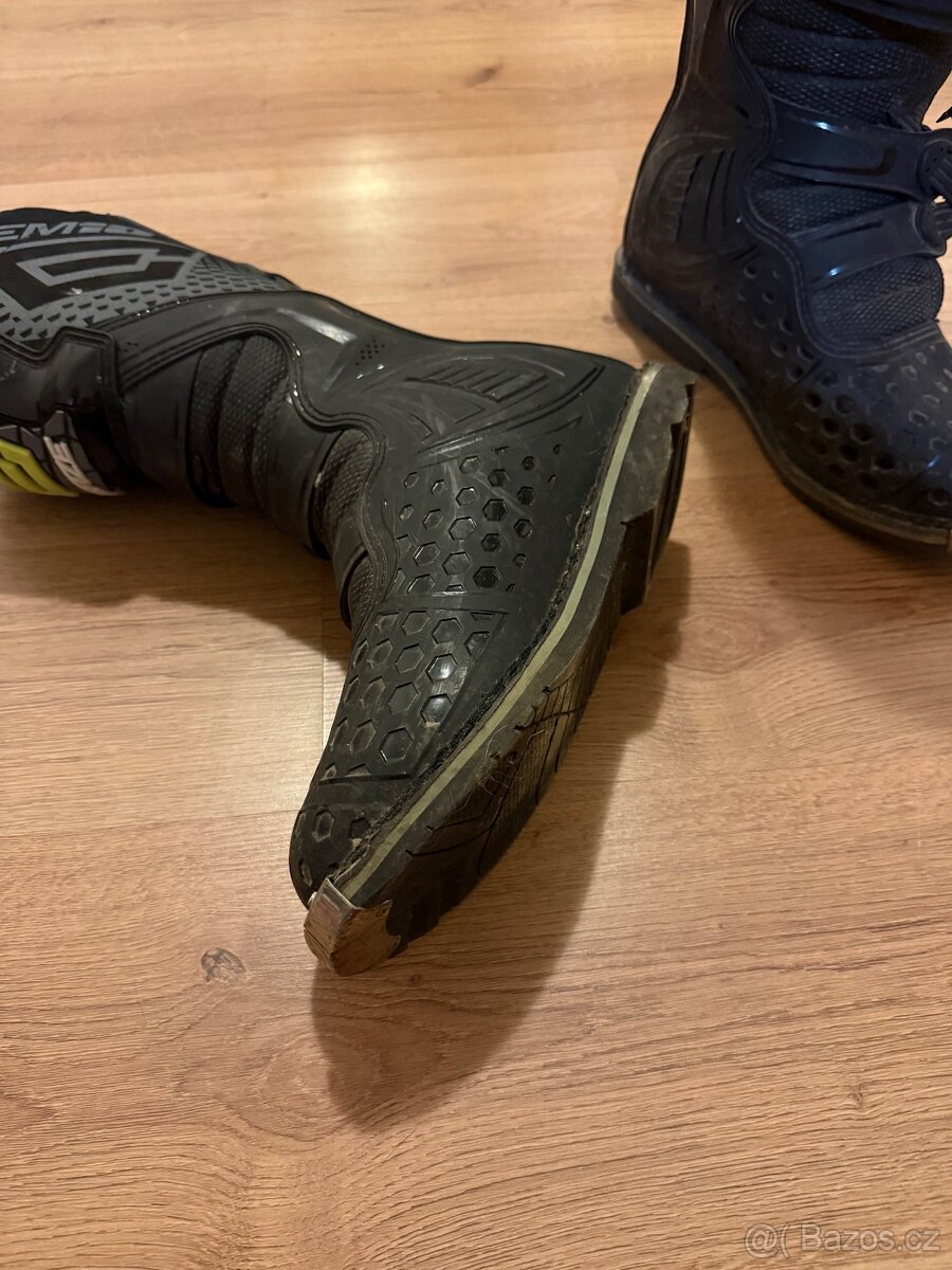 Emerze EM10 vel. 44 - 6