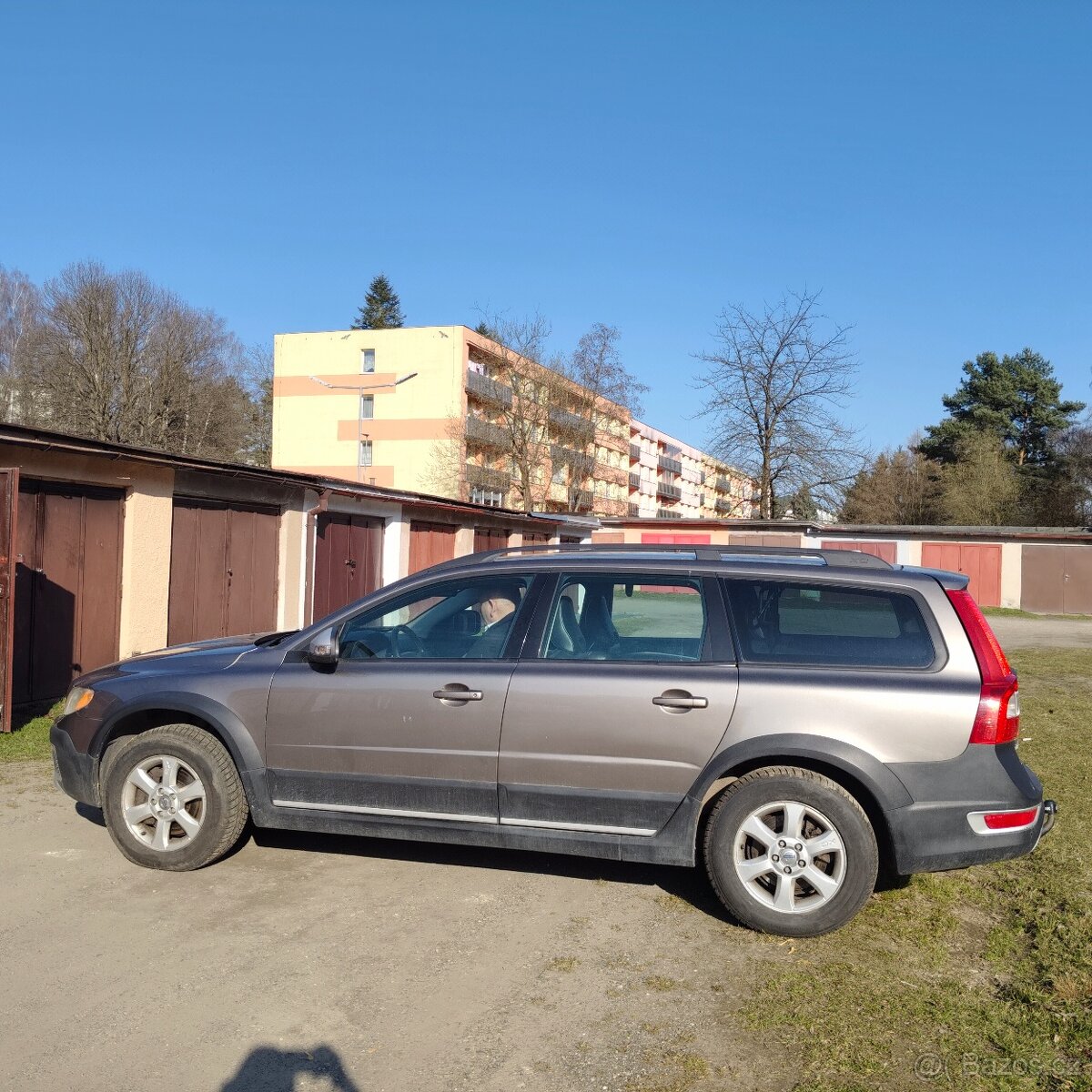 Volvo XC 70 AWD LEVNĚ - 6