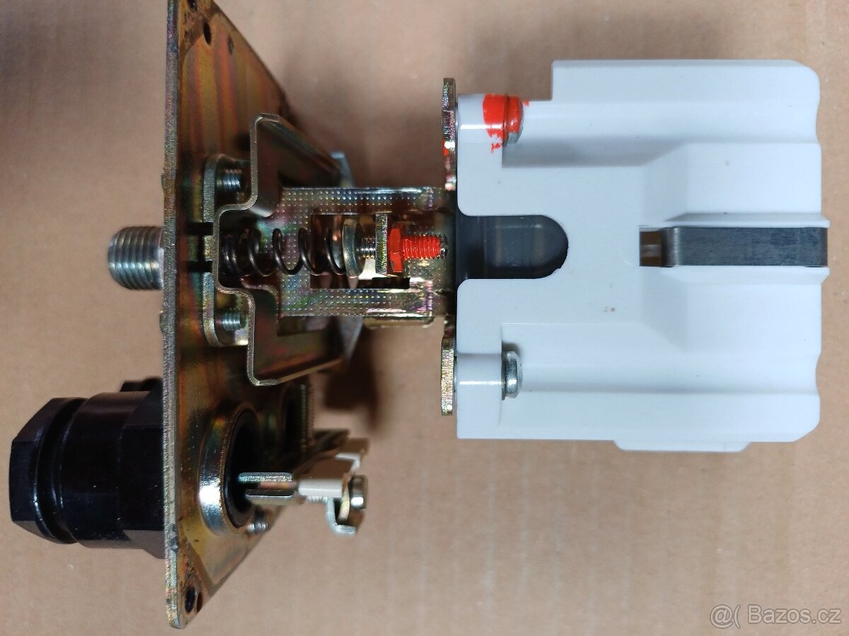 TLAKOVÝ SPÍNAČ FUNGL NOVÝ VR 21D - 6