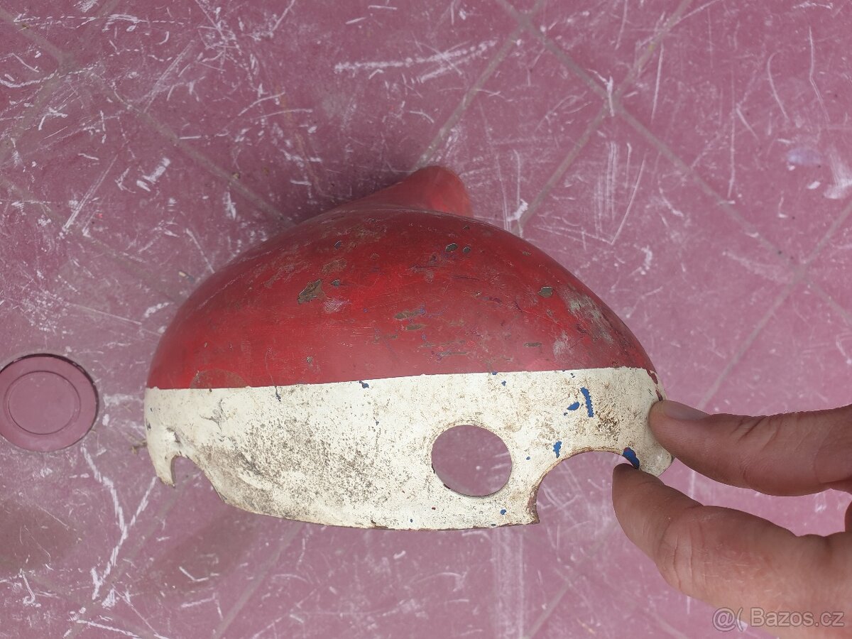 Prodám plechy masky Jawa 550/555 - 6