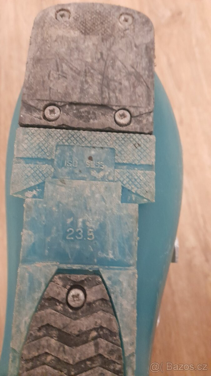 Lyžařský set dívčí-sjezdové lyže -120, hůlky, boty 23,5 - 6