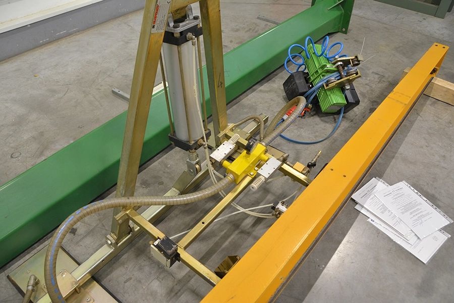 6543 – Manipulátor / dopravník / jeřáb na desky ELEPHANT - 6