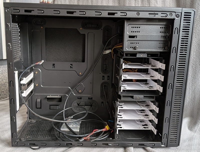 Case Fractal Design R4 - 6