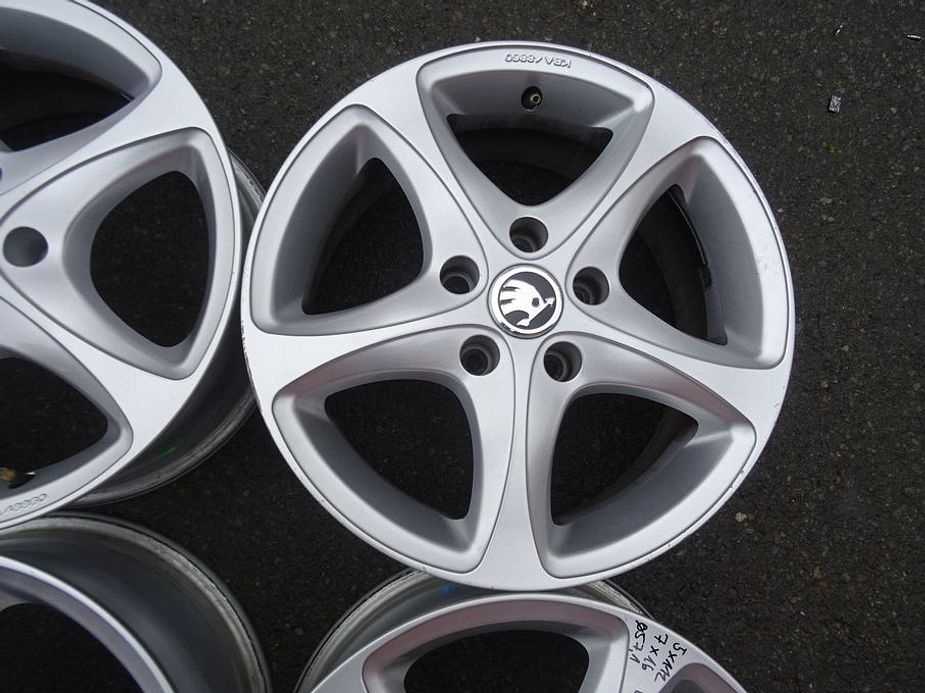 Alu disky na Škoda, 16", 5x112, ET 35, šířka 7J - 6