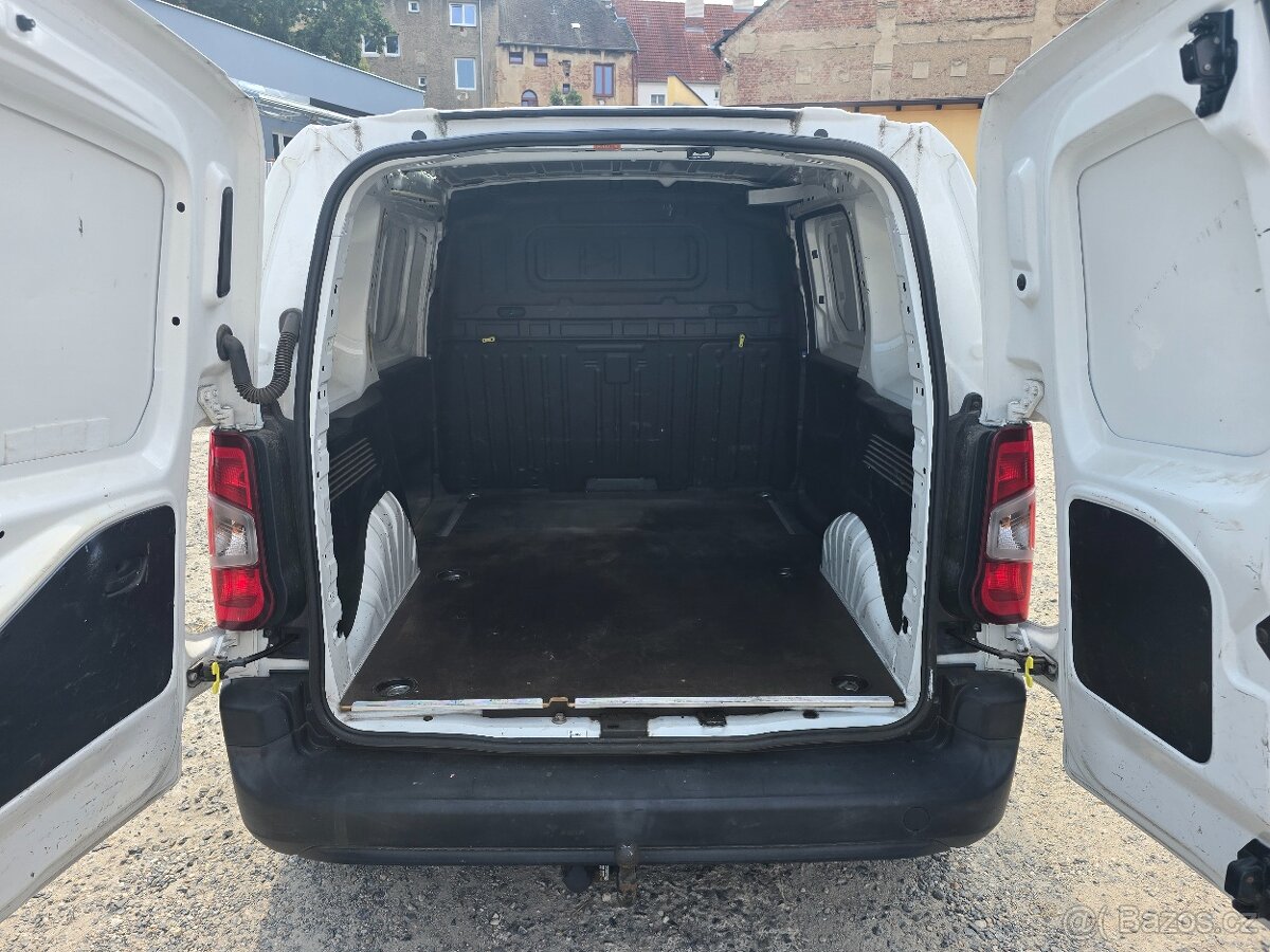 Opel Combo Van 1.5 CDTI 1.maj,DPH,nebourané - 6