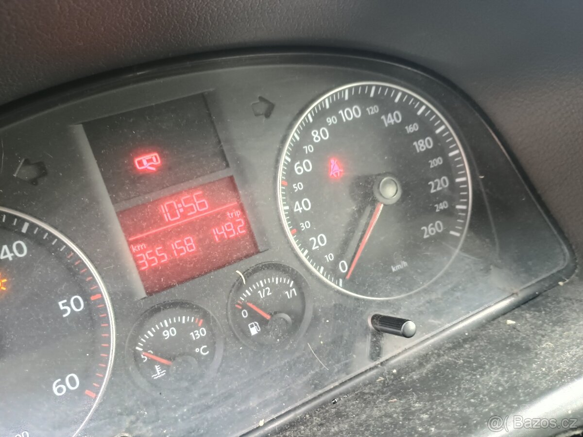 VW Touran 1.9tdi 74kw - 6