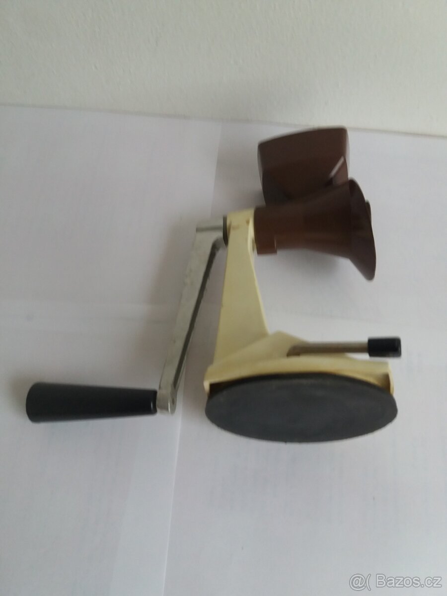 Mlýnky na mák. - 6