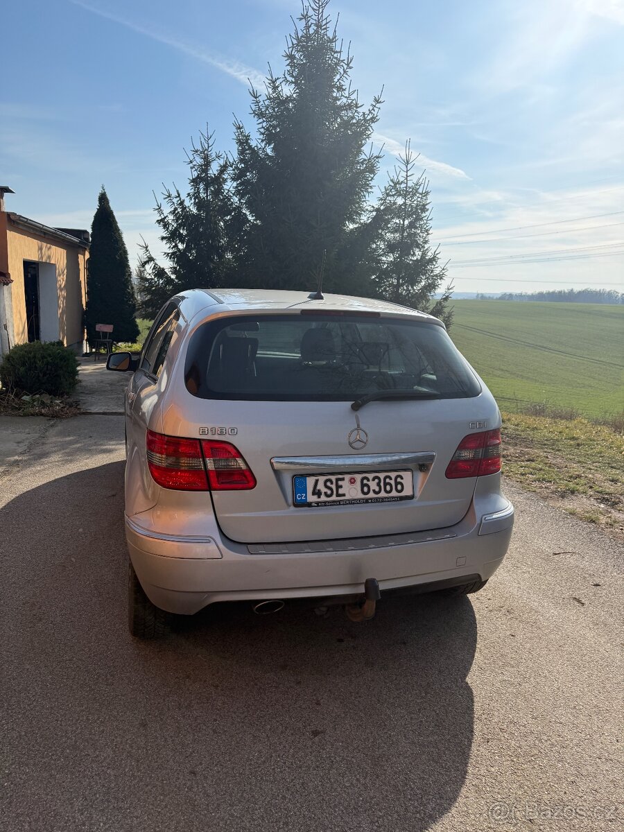 Mercedes-Benz B180 CDI - 6