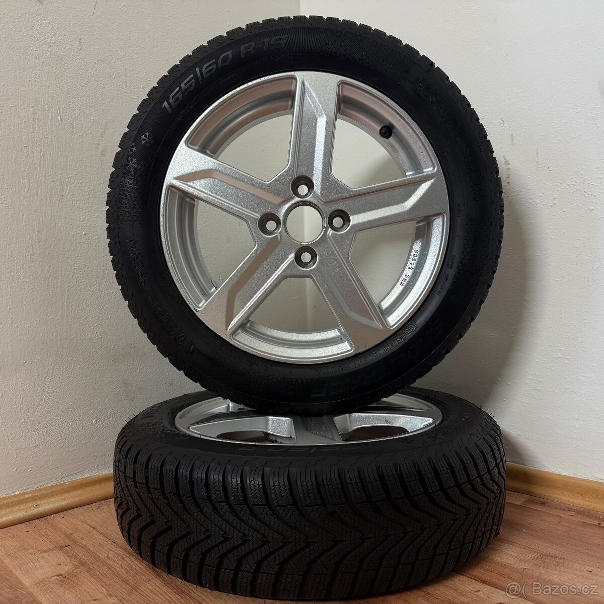 TOYOTA AYGO 4x100 R15 ET35+ZIMNÍ 165/60R15 7,5mm - 6