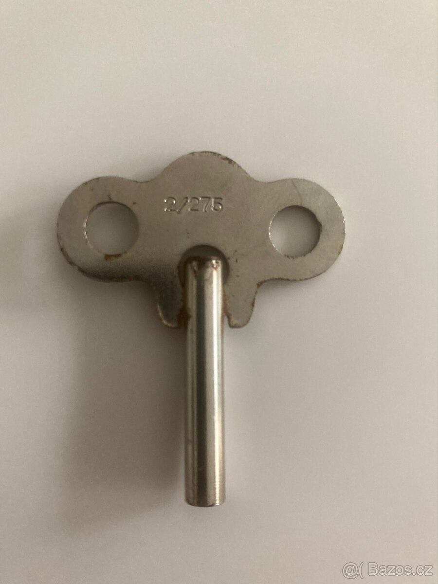 AUTÍČKO NA KLÍČEK - 6