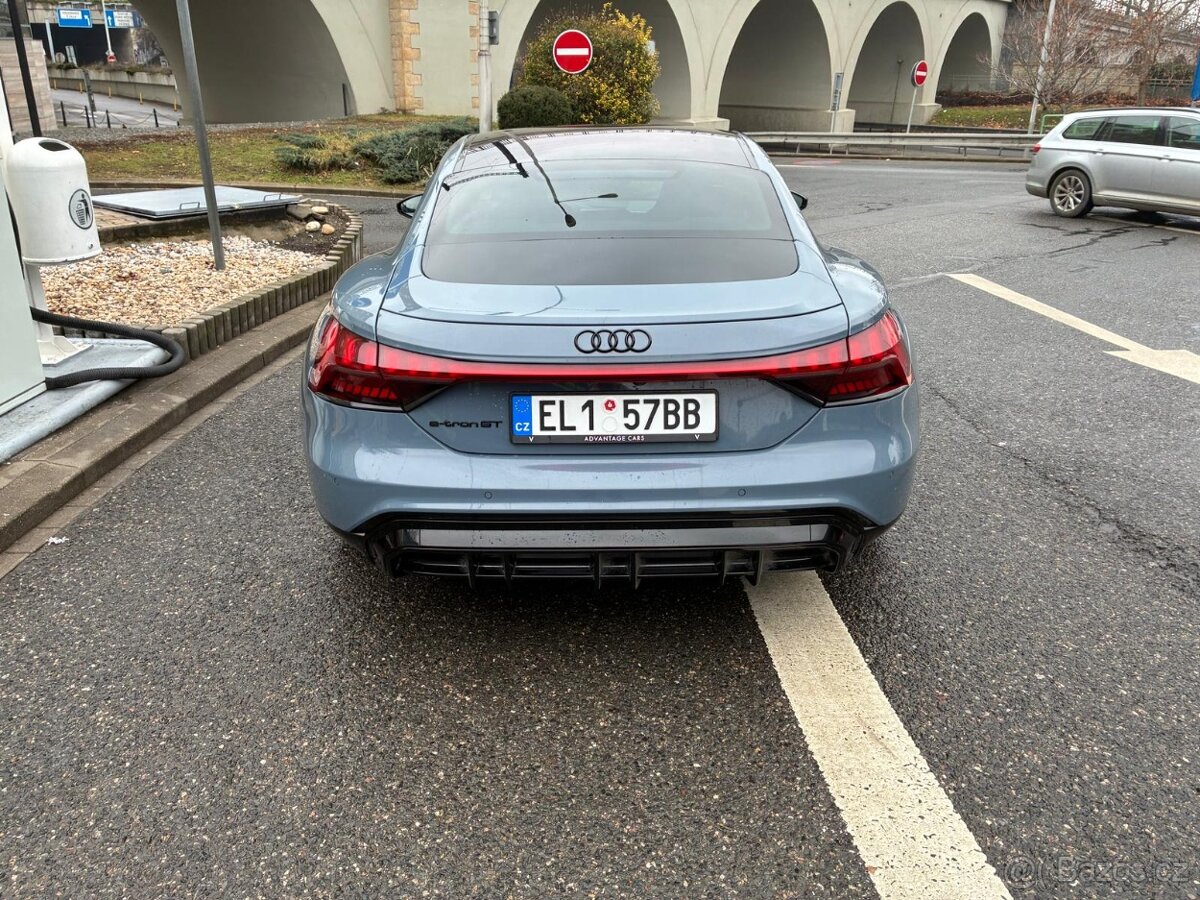 Dražba AUDI E-TRON GT 350 kW - 6