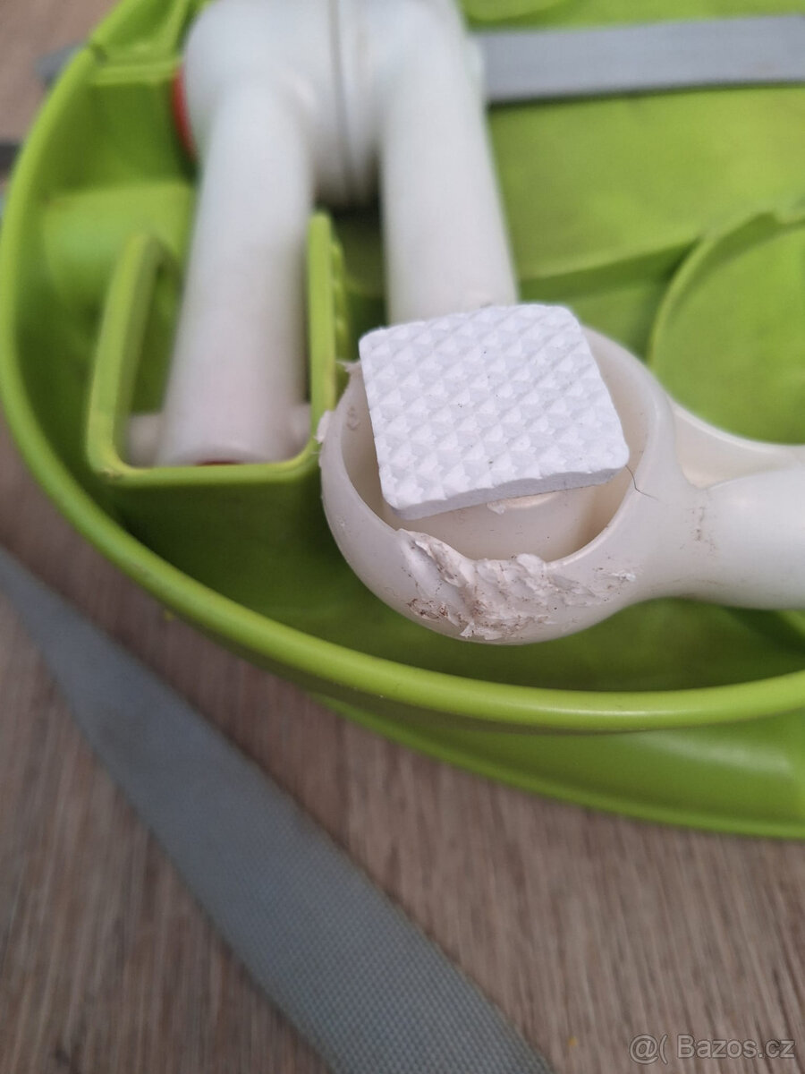 Sedák na židli s pultíkem - 6