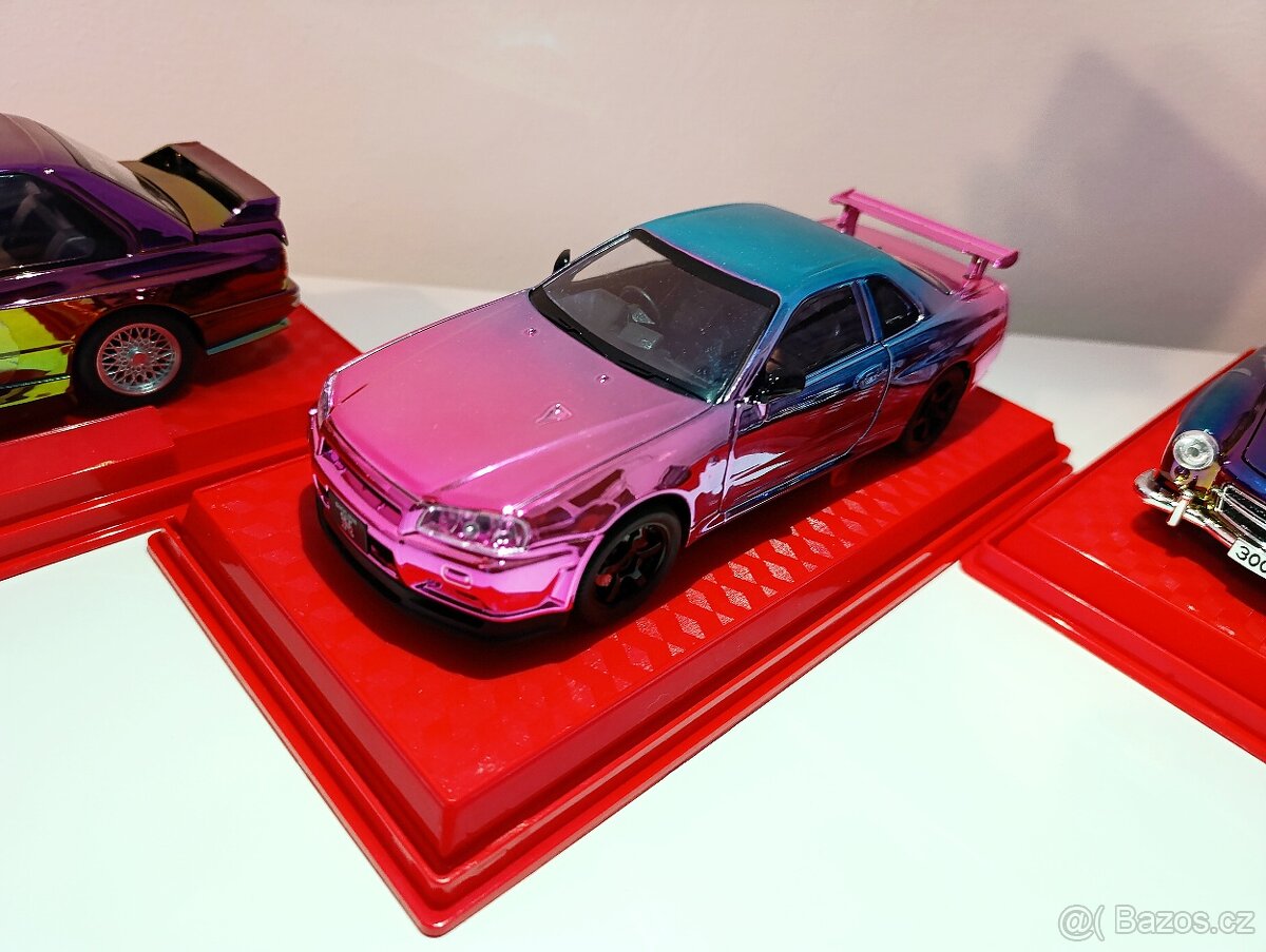Prodám nové kovové modely aut 1/24 - 6