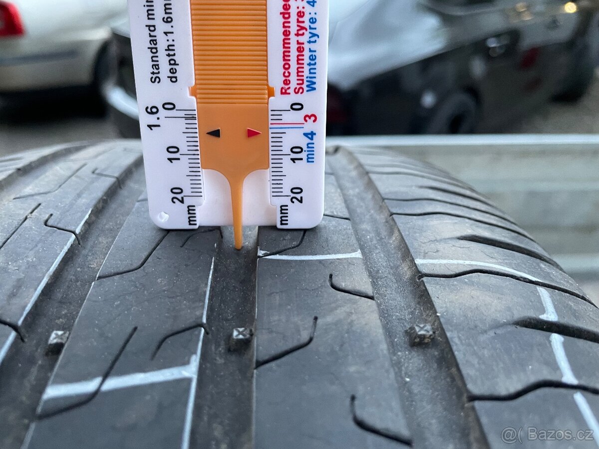 Prodám 2 letní pneumatiky 235/55r18 Continental - 6