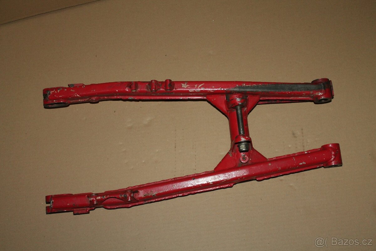 ČZ 125/519 Kyvná vidlice - 6