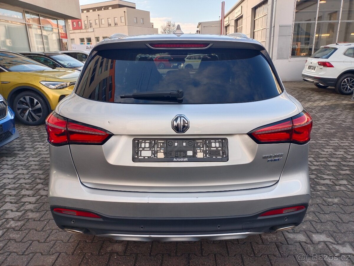 MG EHS PHEV Luxury 1.5 119kW AUT. 84tkm - záruka Autodraft - 6