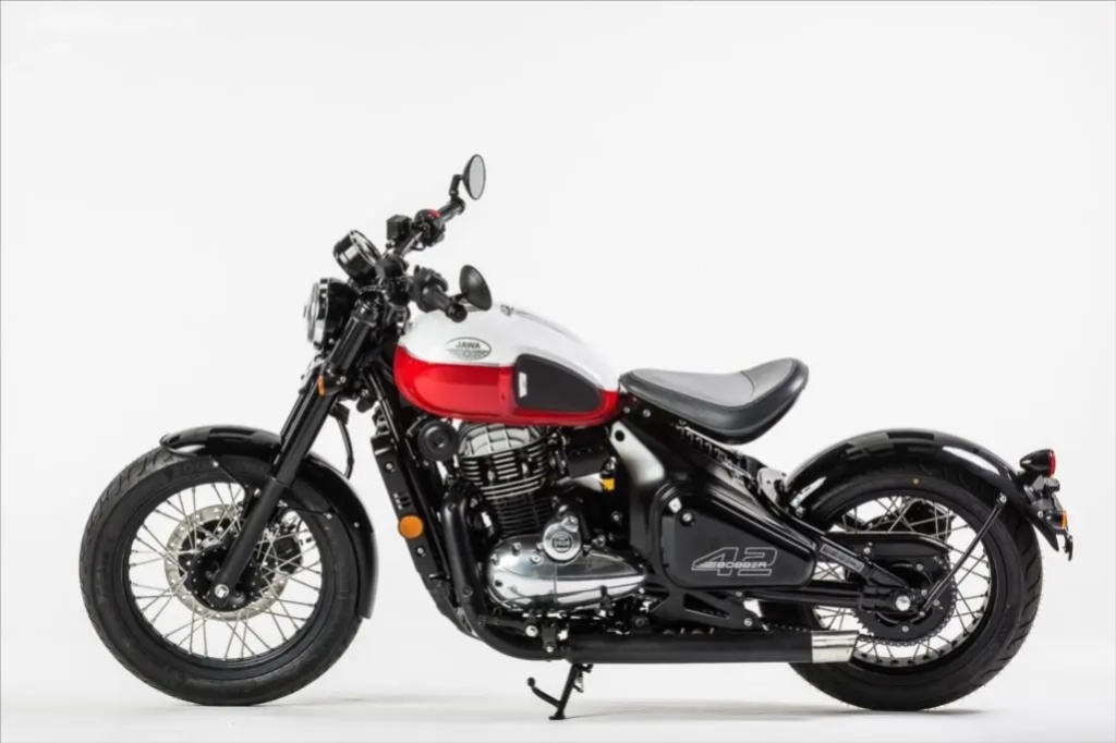 Jawa, 3,3 350 CL Bobber - 6