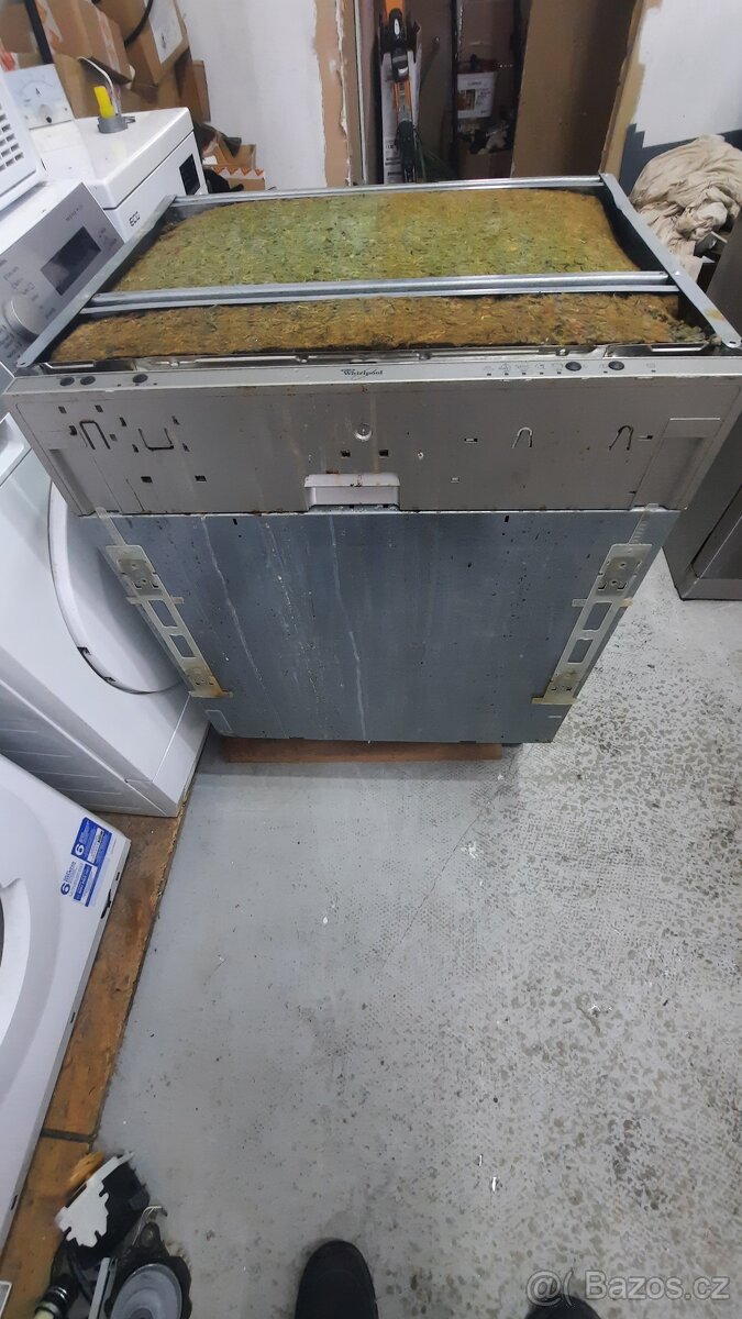 Mycka Whirlpool na 12 sad - 6