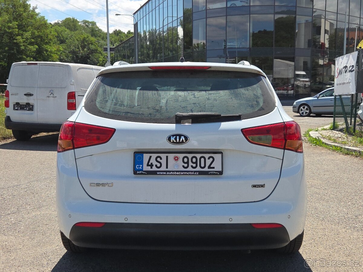 Kia Ceed i NA SPLÁTKY BEZ REGISTRU VŠEM rok 2018 251tis km - 6