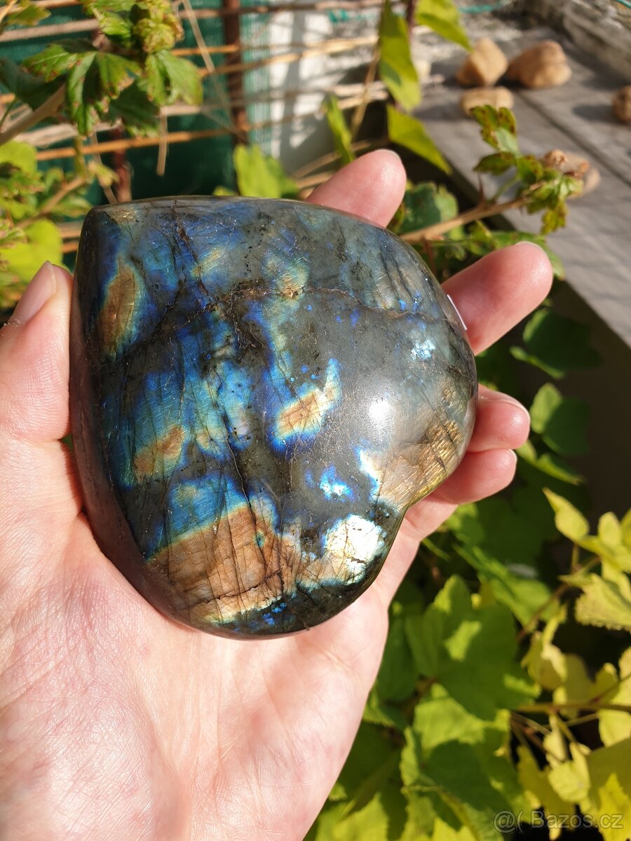 Labradorit - přes 0,4 kg srdce, stojánek zdarma - 6