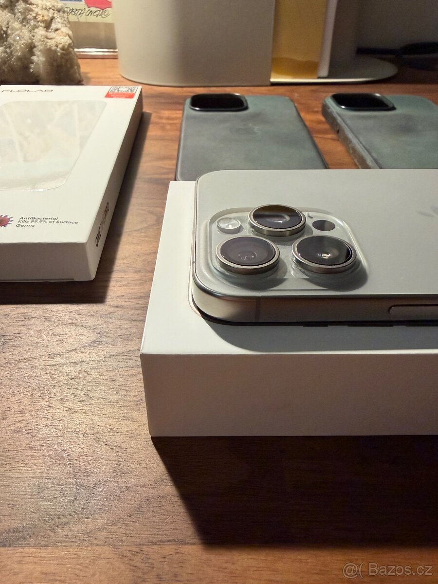 Apple iPhone 15 Pro Max 256GB Titanium. Příslušenství Záruka - 6