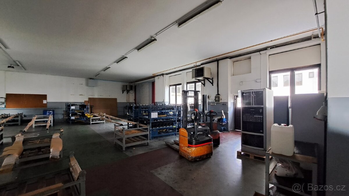Pronájem hal ve výrobním areálu v Jičíně - 6