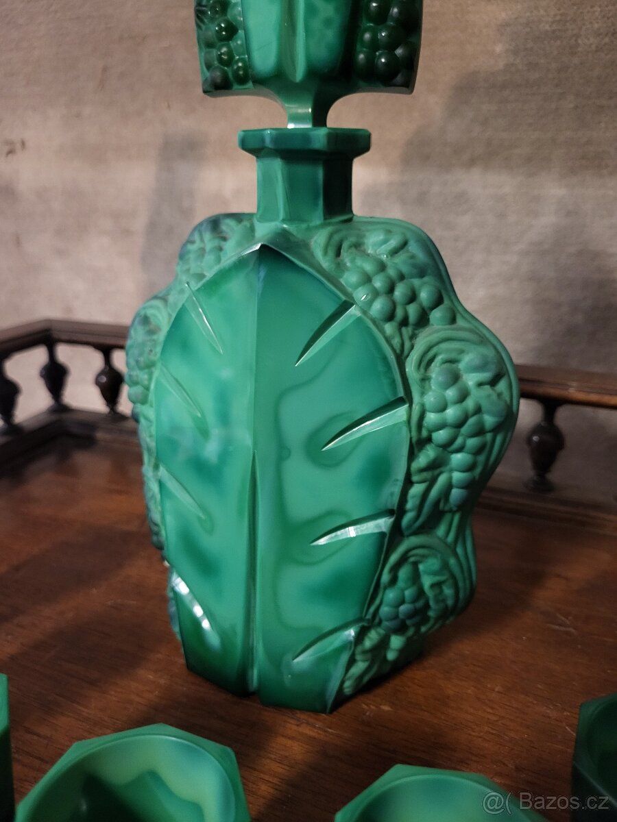 Art - deco Karafa z malachitového skla. - 6