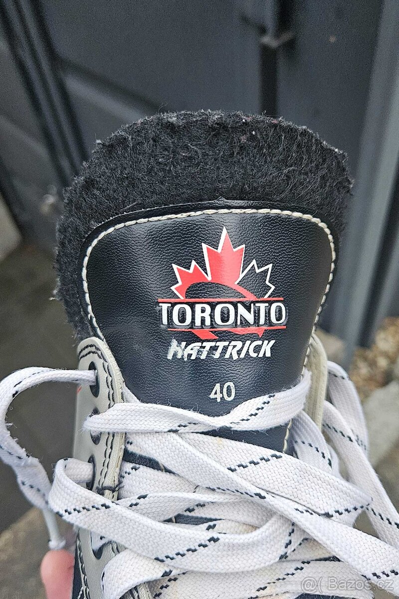 Prodám lední brusle, vel. 40 - 6