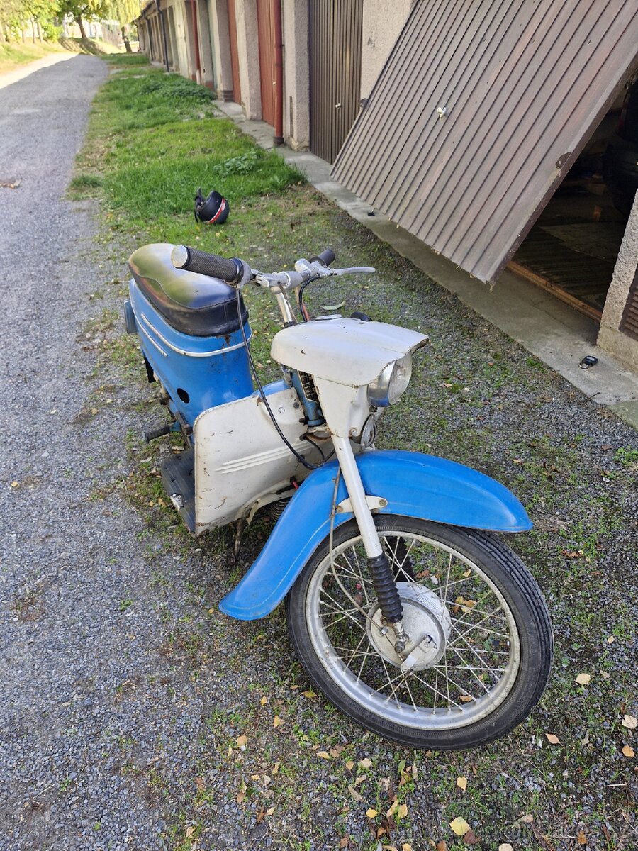 Jawa 21 pionýr - 6
