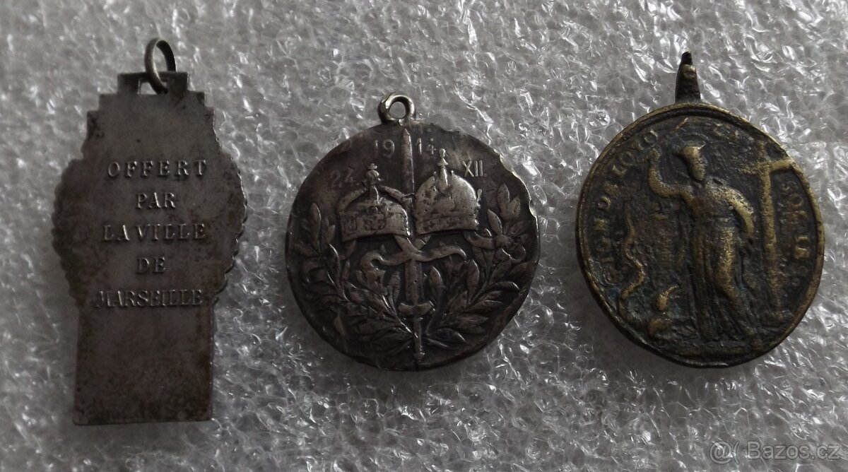 odznaky, medaile a vyznamenání - převážně armáda - 6