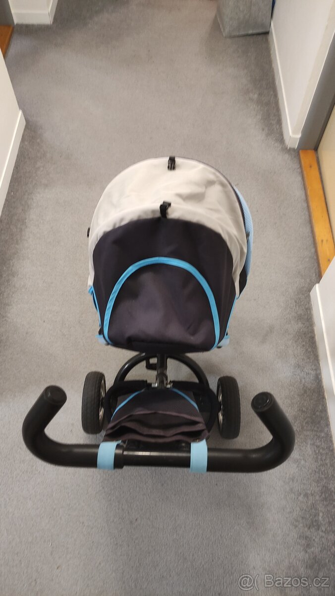 Kočárek s řídítky a šlapadly - 6