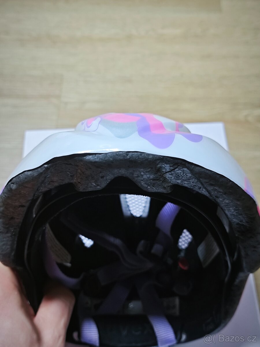 Dětská helma na kolo UVEX - 6