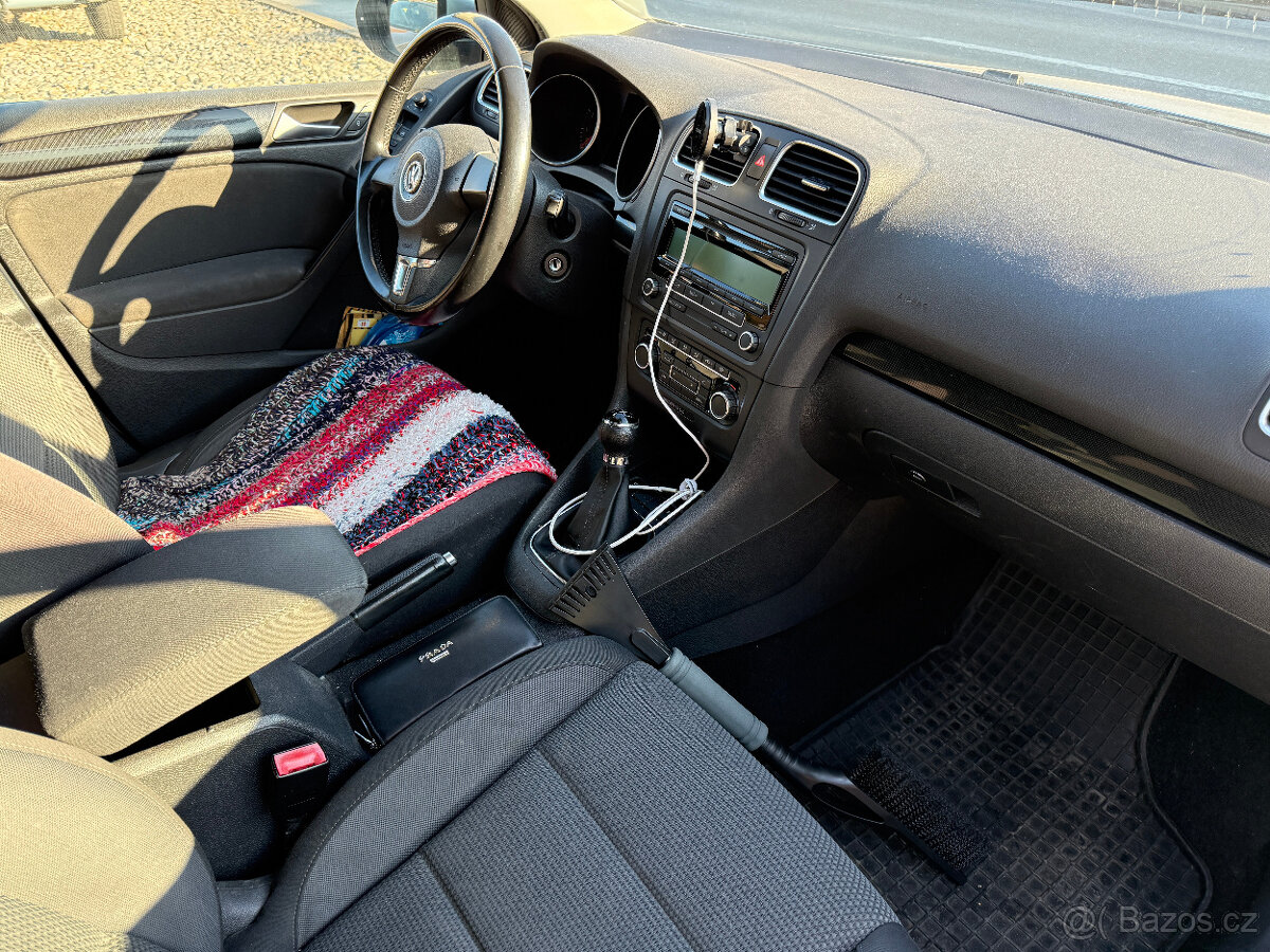 VW GOLF 5 1.4 i DIGI KLIMA 59 KW - 6