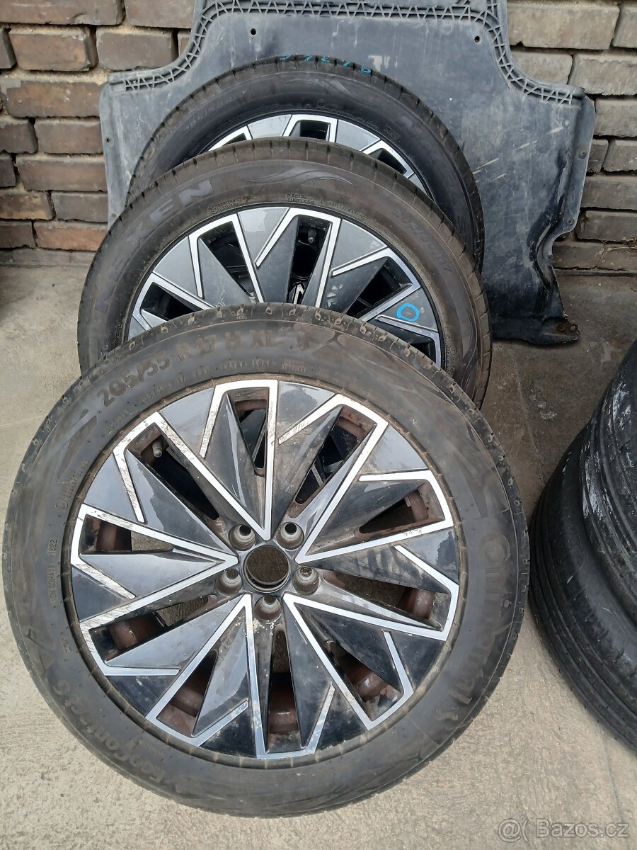 Alu Scala 17" - 6