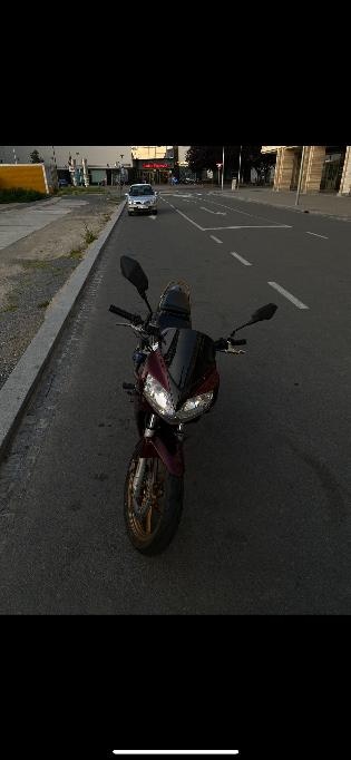 Honda CBR 125 - 6