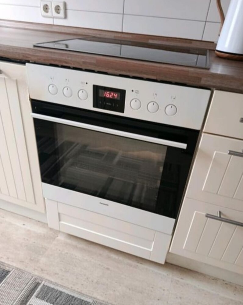 Venkovská kuchyně se spotřebiči,6311 - 6