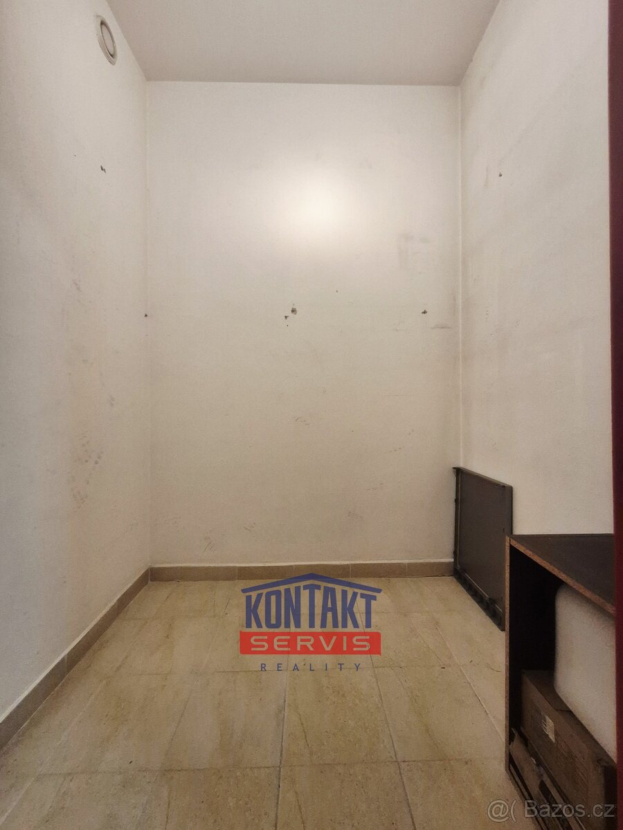 Pronájem bytu 2+kk 50 m² s balkónem a parkovacím stáním, Čes - 6