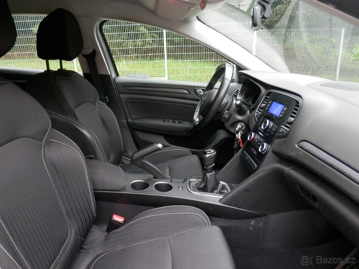 Renault Megane 1.3TCe, Klima, Tažné, 1.maj. ČR - 6