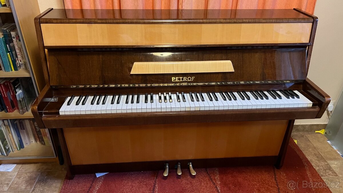 pianino PETROF - Model: P 100 Harmonie N - 6