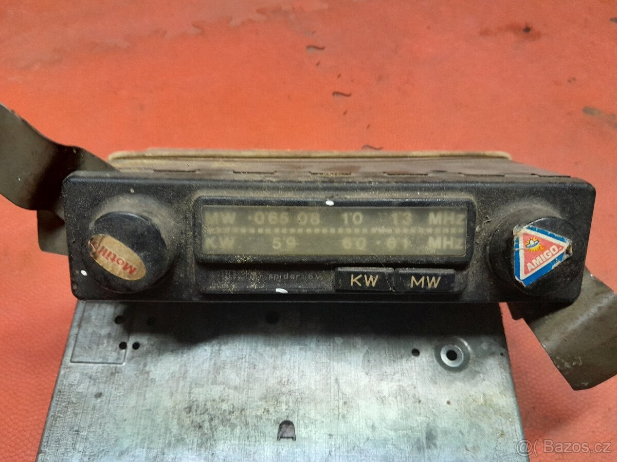 Stará autoradia + díly škoda 120 - 6