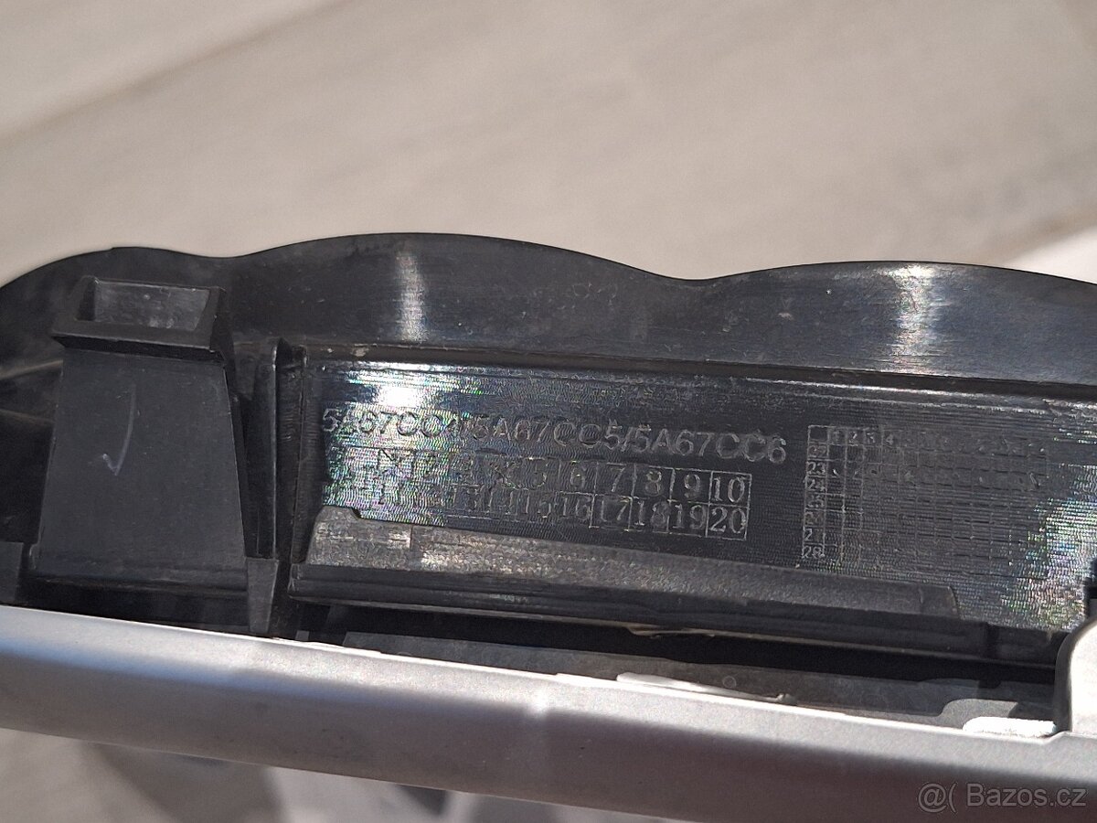 Přední maska – ledvinky BMW G05 X5 matný chrom originál - 6