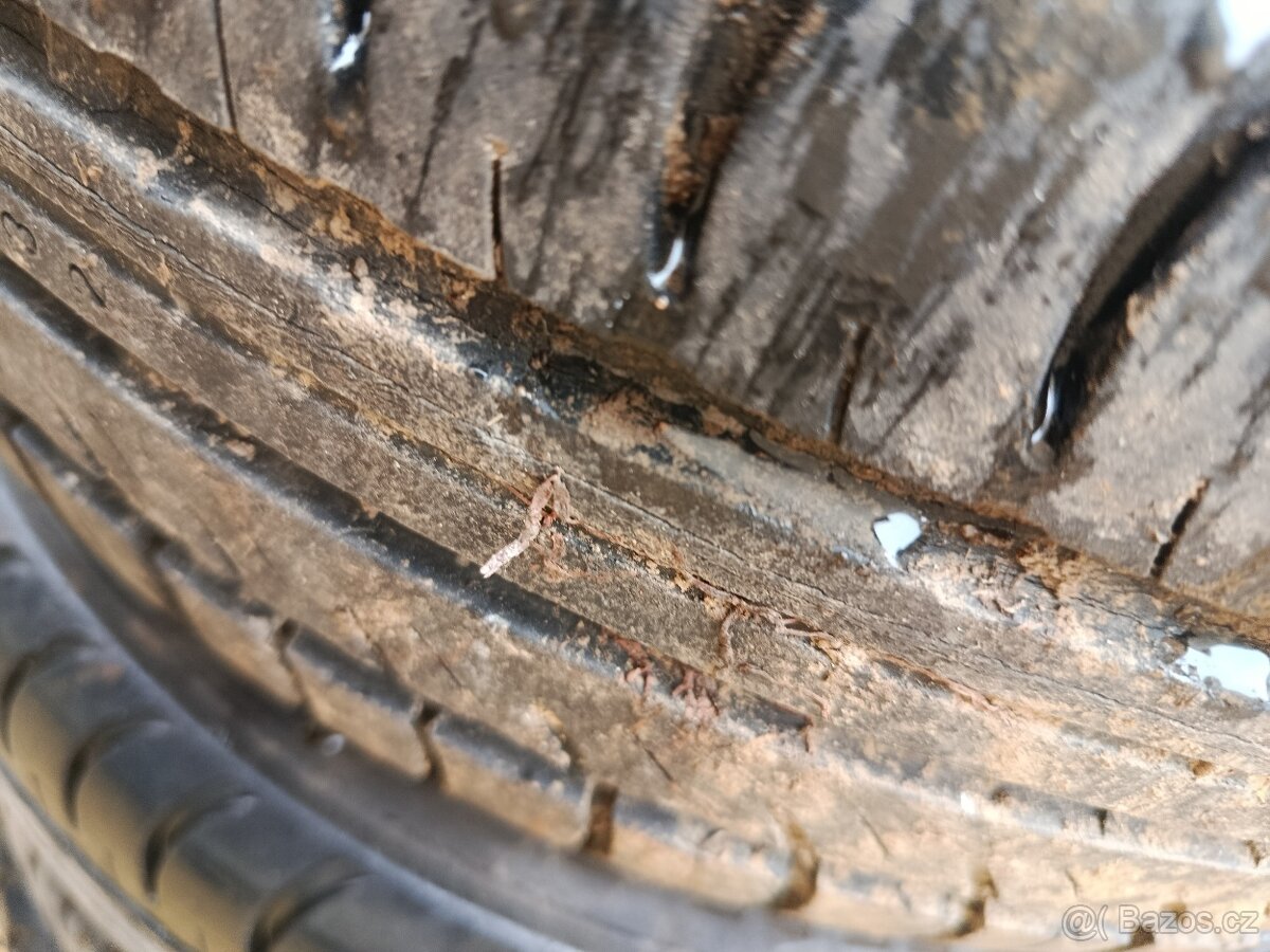 Letní pneu a disky Nokian r14 - 6