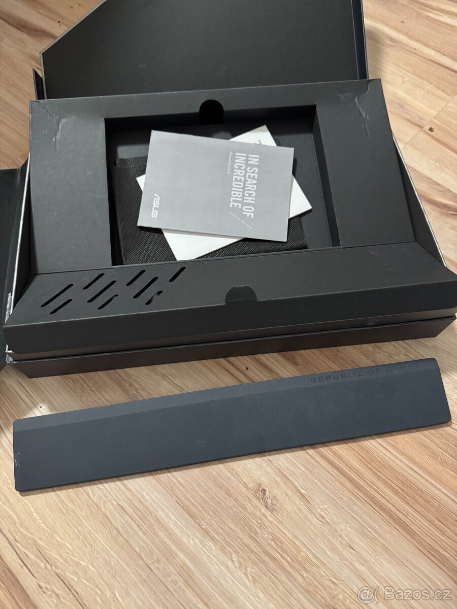 ASUS ROG Zephyrus Duo 15 GX550LXS - 6