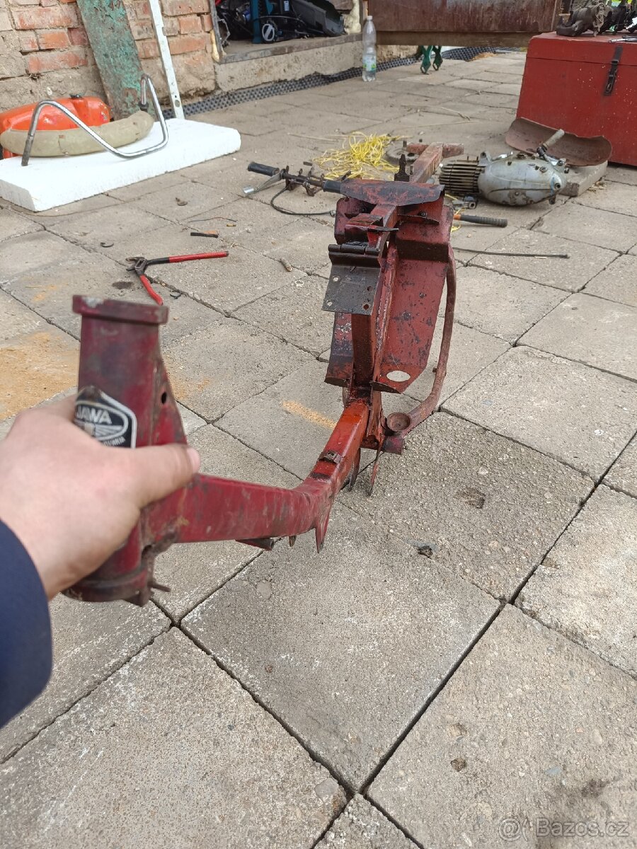 Pěkný rám Jawa 555 - 6