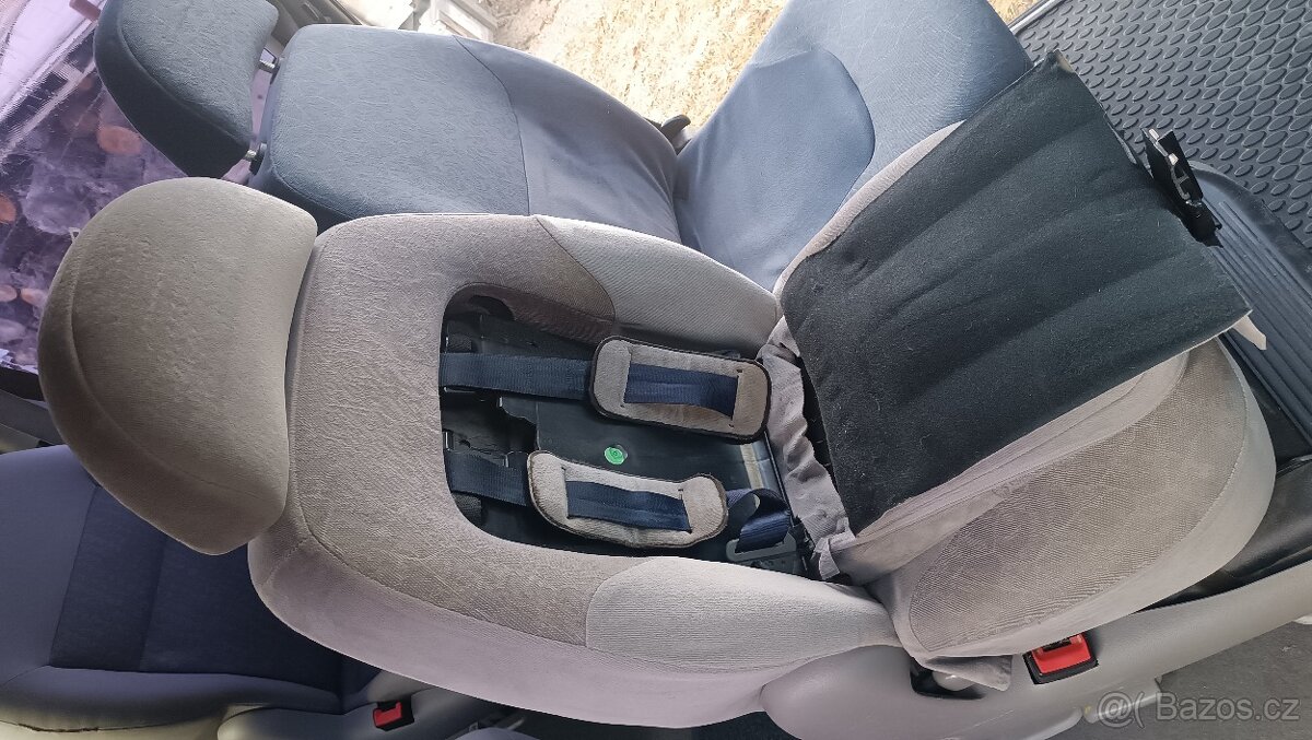 Dětská integrovaná sedačka - 6