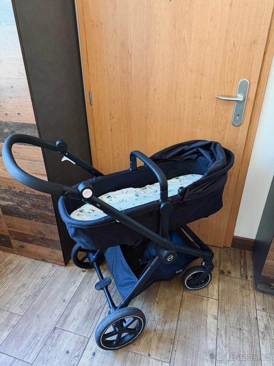 Kočárek Cybex EOS basic 2v1 moon black - 6