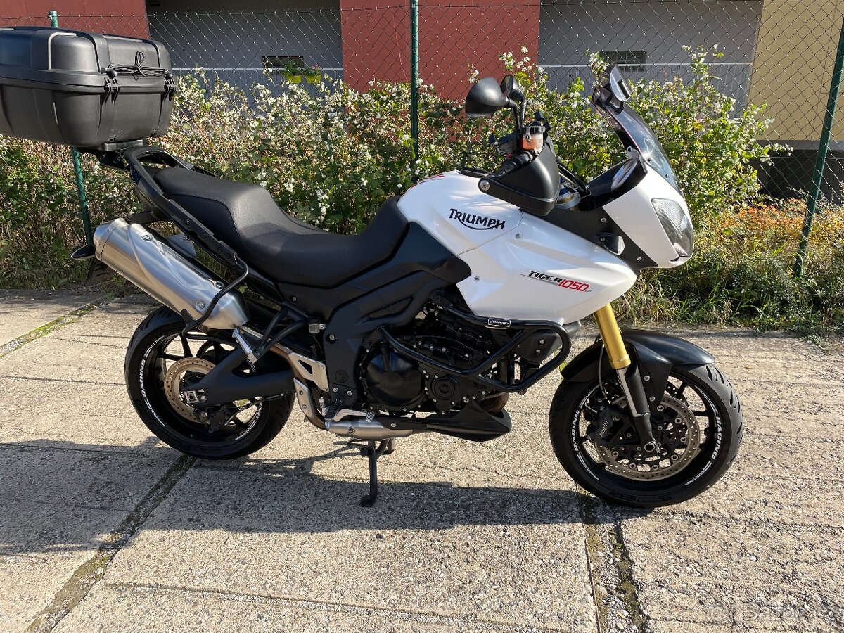 TRIUMPH TIGER 1050 r.v 2013 - 6